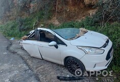 Βράχος συνέθλιψε αυτοκίνητο στην Καλαμάτα - Ολοκληρωτική καταστροφή