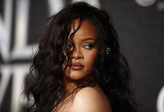 Άνδρας πήγε στο σπίτι της Rihanna για να της κάνει πρόταση γάμου