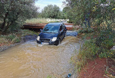 Χανιά: 18χρονος οδηγός παρασύρθηκε από χείμαρρο - «Πνίγομαι, βοήθεια»