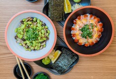 Στο Sushi Lunchi για bowls με ξιδάτο ρύζι και ωμά ψάρια