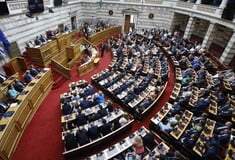 Live η συζήτηση στη Βουλή για τις προγραμματικές δηλώσεις 