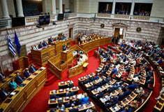 Live η συζήτηση στη Βουλή για τις προγραμματικές δηλώσεις της κυβέρνησης 