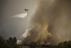 Τι μεταδίδουν τα διεθνή ΜΜΕ για τις φωτιές στην Ελλάδα