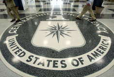 Η CIA αναπτύσσει AI εργαλείο για να αντιμετωπίσει τον ανταγωνισμό με την Κίνα 