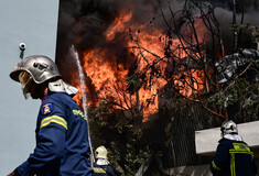 Φωτιά σε εργοστάσιο στην Κηφισιά: Η ανακοίνωση της PAL για το συμβάν 