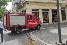 Φωτιά στη Μητροπόλεως: Κινητοποίηση της Πυροσβεστικής