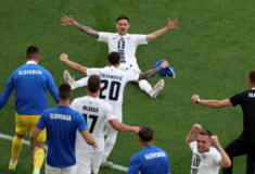 Euro 2024: Η Σλοβενία πήρε τον βαθμό της ισοπαλίας (1-1) από την Δανία