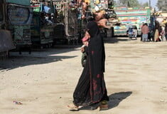 Ταλιμπάν: Καταγγελίες για σεξουαλική κακοποίηση νεαρών γυναικών επειδή φορούσαν «λάθος το χιτζάμπ»