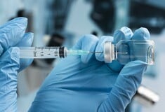 Σε ασθενή στη Θεσσαλονίκη χορηγήθηε το πρώτο πειραματικό εμβόλιο για τον καρκίνο του πνεύμονα