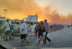 Φωτιές: Εκκενώνονται ξενοδοχεία στην Κω- Δύσκολη η κατάσταση στη Χίο