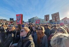 Η Ισλανδία εκδίδει το πρώτο ομόλογο φύλου στον κόσμο