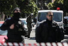 Επτά συλλήψεις από την αντιτρομοκρατική για τις εμπρηστικές επιθέσεις σε συναγωγή και ξενοδοχείο