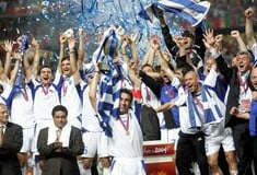 Euro 2024: Είκοσι χρόνια από τη νύχτα που η Ελλάδα στέφθηκε πρωταθλήτρια Ευρώπης