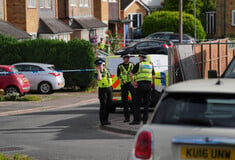 Βρετανία: Συνελήφθη ο δράστης της τριπλής δολοφονίας με τη βαλλίστρα