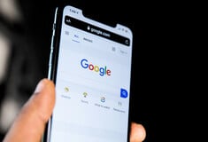 Ρωσία: Ζητά από τη Google να ξεμπλοκάρει 200 κανάλια στο YouTube