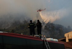 Φωτιά τώρα στο Μαρκόπουλο: Μεγάλη κινητοποίηση της Πυροσβεστικής σε δύο πύρινα μέτωπα