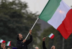 Ολυμπιακοί Αγώνες 2024: Ο Ιταλός σημαιοφόρος έχασε την βέρα του στον Σηκουάνα κατά την τελετή έναρξης