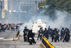 Βενεζουέλα: Τουλάχιστον 4 νεκροί στις διαδηλώσεις κατά της αμφιλεγόμενης επανεκλογής Μαδούρο