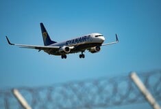 Ryanair: Αύξηση στις περιπτώσεις κακής συμπεριφοράς επιβατών λόγω ναρκωτικών και αλκοόλ