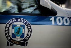 Κέρκυρα: Τουρίστας έτρεχε να προλάβει το καράβι, προκάλεσε τροχαίο και εγκατέλειψε το σημείο