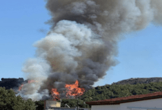 Φωτιά τώρα στην Ρόδο - Μήνυμα από το 112