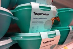 Η θρυλική Tupperware υπέβαλε αίτηση χρεοκοπίας