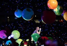 Φρενίτιδα για τους Coldplay στην Ινδία: Στη «μάχη» 13 εκατ. άτομα για ένα εισιτήριο