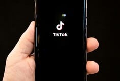 Η μητρική εταιρεία του TikTok απέλυσε ασκούμενο, κατηγορώντας τον για σαμποτάζ σε AI πρότζεκτ 