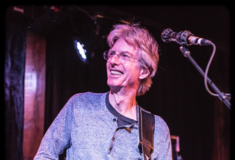 Πέθανε ο Phil Lesh, μπασίστας και ιδρυτικό μέλος του ροκ συγκροτήματος Grateful Dead