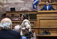 Γιατί αποχώρησε η εισαγγελέας του Αρείου Πάγου ενώ ο Τσίπρας μιλούσε για τις υποκλοπές