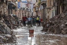 Πλημμύρες στην Ισπανία: Οι Ένοπλες Δυνάμεις ανοίγουν νεκροτομείο 400 ατόμων και αναπτύσσει 7.800 στρατιώτες