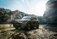 Το Suzuki e Vitara ανοίγει την πόρτα της ηλεκτροκίνησης