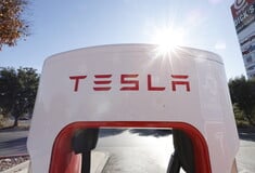 Tesla: Έπεσαν οι ετήσιες πωλήσεις για πρώτη φορά εδώ και εννιά χρόνια - Αύξηση 41% για την Κινεζική BYD