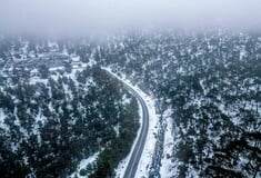 Κακοκαιρία: Χιόνια και καταιγίδες έως την Τρίτη - Σε ποιες περιοχές δεν θα λειτουργήσουν τα σχολεία