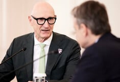 Συνάντηση Μητσοτάκη με τον CEO Telekom: «Η Ελλάδα μπροστά από τη Γερμανία στην ψηφιοποίηση»