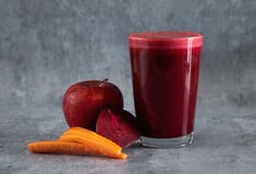 Τα πιο δροσερά smoothies που θα πιεις τώρα και πώς ένας Γάλλος κάνει ξανά trend τα crafts της Αιγύπτου