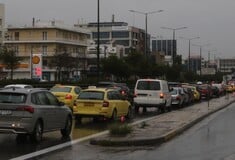 Κίνηση τώρα: Μεγάλα προβλήματα για τους οδηγούς στο κέντρο