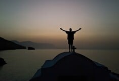 Ημερολόγιο Αμοργού/ Απέραντα σύντομοι