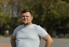 Γυναικομαστία: Γιατί κάποιοι άνδρες εμφανίζουν διόγκωση στο στήθος και πότε χρειάζεται γιατρός