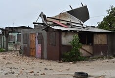 ΚΥΚΛΩΝΑΣ MELISSA ΚΑΡΑΙΒΙΚΗ ΤΖΑΜΑΙΚΑ ΝΕΚΡΟΙ