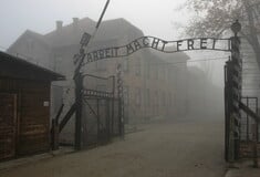 Γερμανία: Ιστορική ενίσχυση 1 δισ. δολαρίων για τους τελευταίους επιζώντες του Ολοκαυτώματος