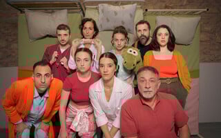 Χριστουγεννιάτικες Ιστορίες στον Φάρο. Επείγοντα Χριστούγεννα