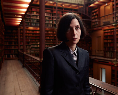 Η Donna Tartt στις εκδόσεις Διόπτρα