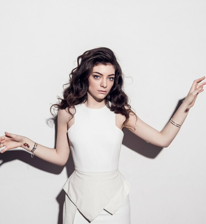 H ιδιοφυΐα της Lorde μέσα από ένα ειλικρινές και μελωδικό άλμπουμ