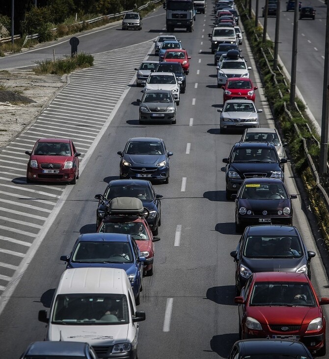 Το 35% των Ελλήνων παραδέχεται πως οδηγεί αν έχει καταναλώσει αλκοόλ