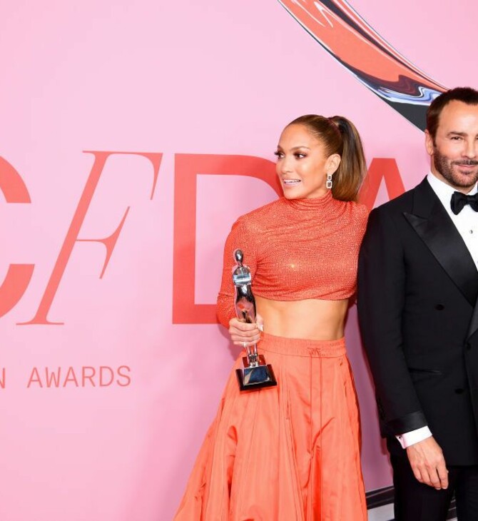 CFDA 2019: Τα Όσκαρ της μόδας - Διάσημοι στο κόκκινο χαλί για τα fashion βραβεία της Νέας Υόρκης