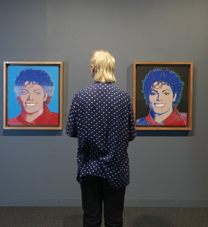 Εγκαίνια για την έκθεση «Michael Jackson: On the Wall» στην Φινλανδία παρά τις αντιδράσεις