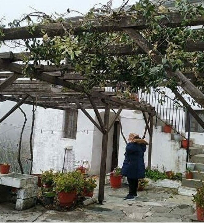 Διπλή δολοφονία στη Μακρινίτσα: Εισαγγελική πρόταση να δοθεί η επιμέλεια του παιδιού στους παππούδες