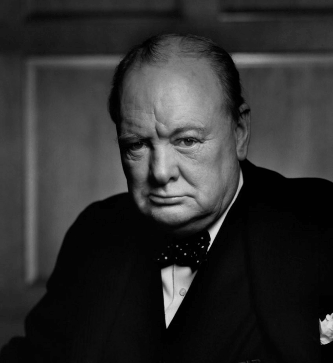 Iconic Winston Churchill photo vanishes from Canada hotel