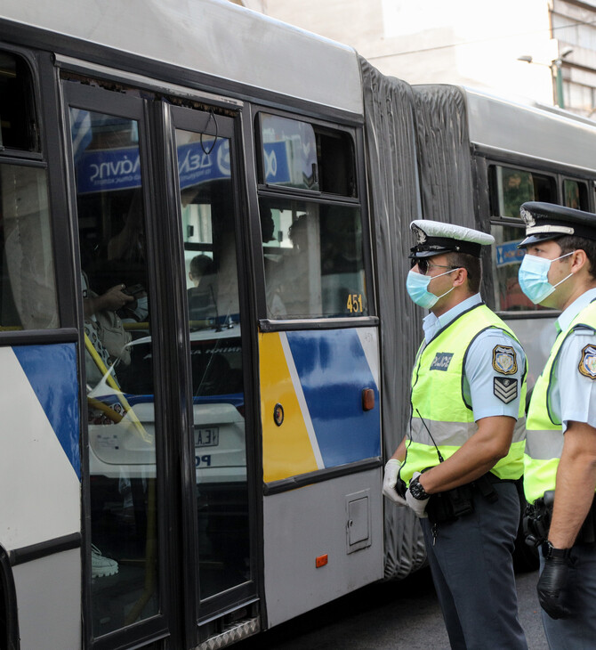 Τροχαίο στη Βασιλίσσης Σοφίας- Λεωφορείο συγκρούστηκε με ΙΧ, 10 τραυματίες